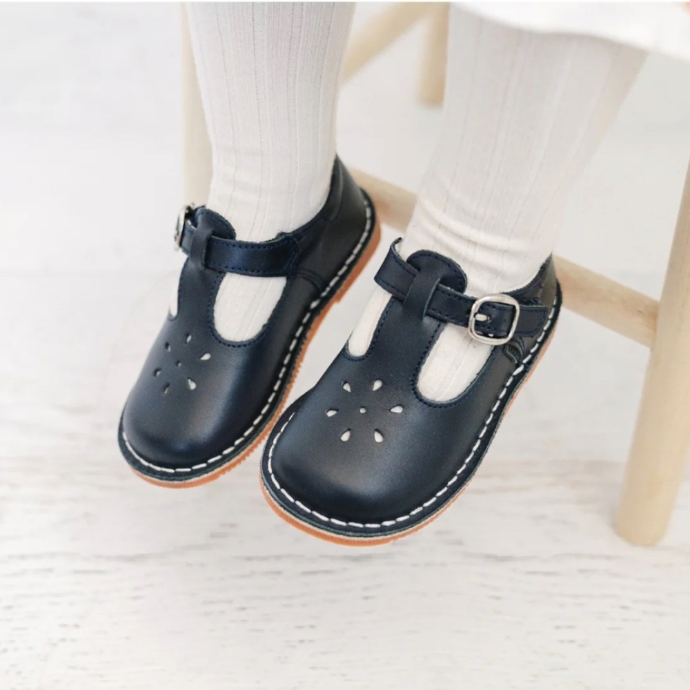L’Amour Joy T-Strap Mary Jane Shoes (Toddler 10)